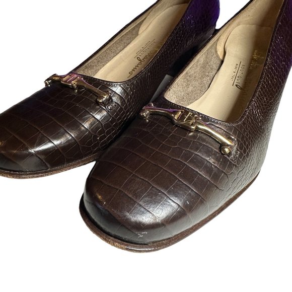 Salvador Ferragamo Brown Crocodile Print Horsebit Slip On Heels 9B - Picture 12 of 15
